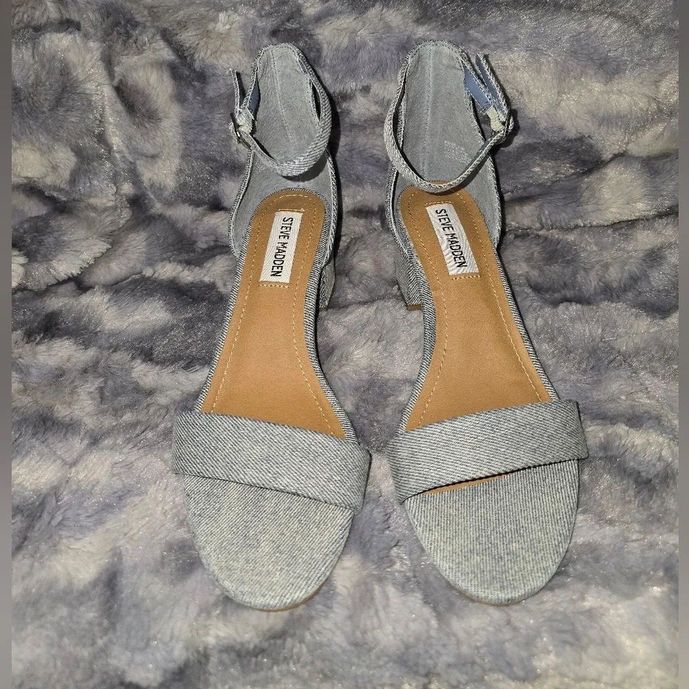 NWOT Steve Madden Womens Irenee‎ Denim Ankle Strap Heeled Sandals Size 6.5